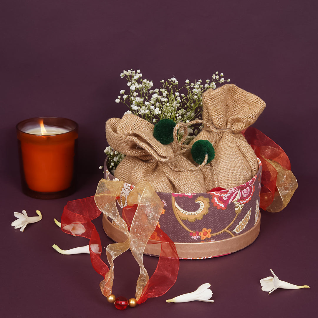 Jamavar Round Gift Box
