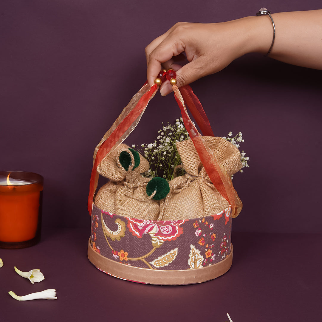 Jamavar Round Gift Box