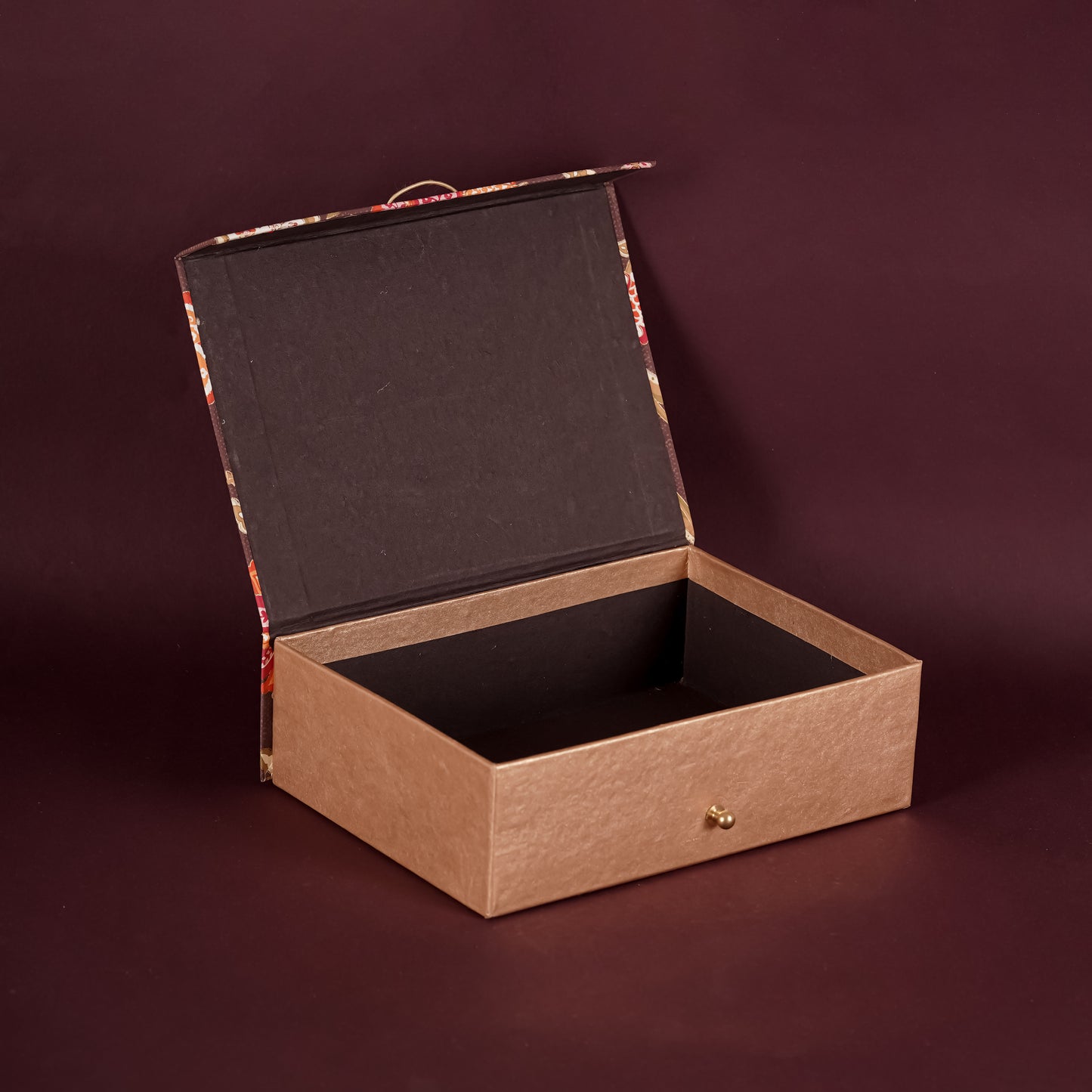 Jamavar Medium Gift Box