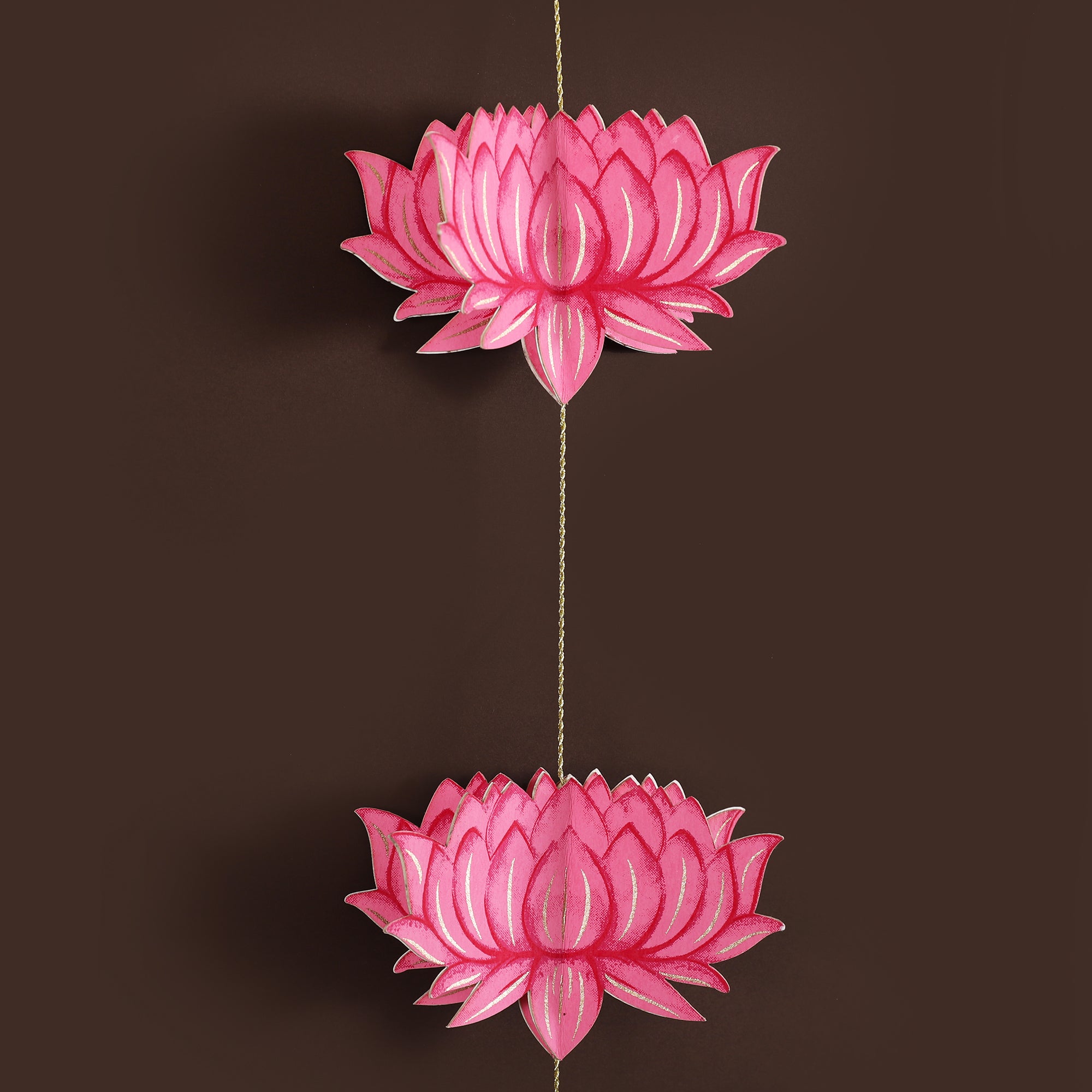 Lotus Dangler