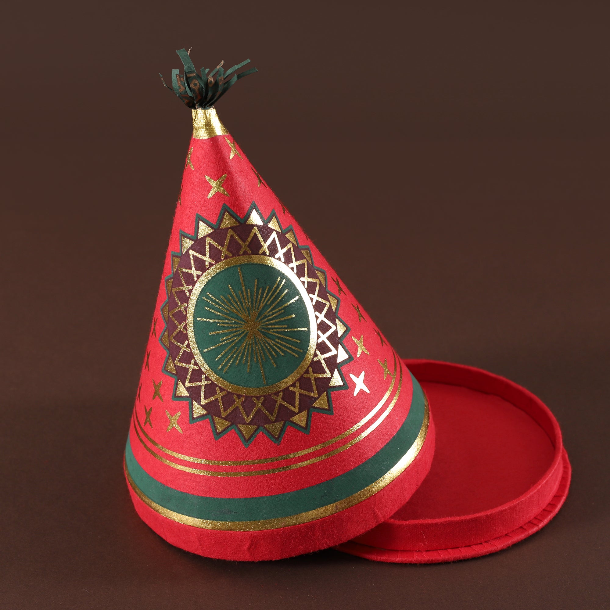 Anar Shaped Box
