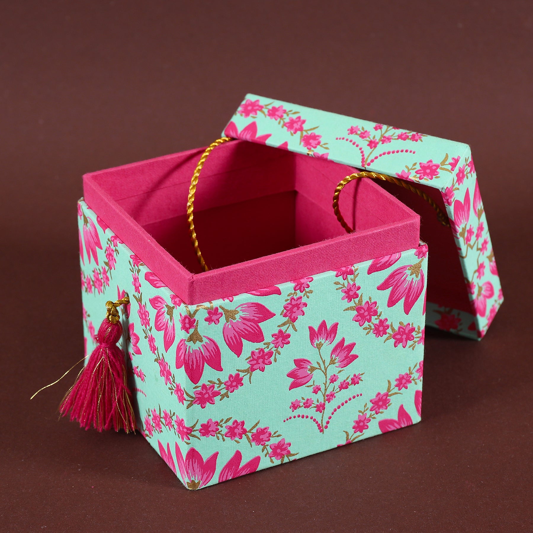 Gulbahar Square Gift Box