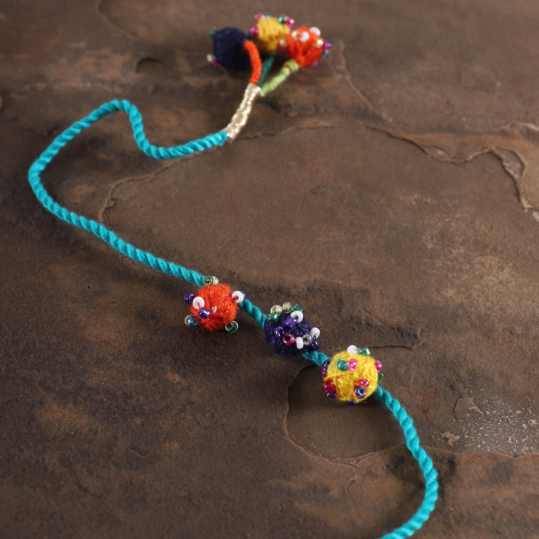 Thread Dori Rakhi