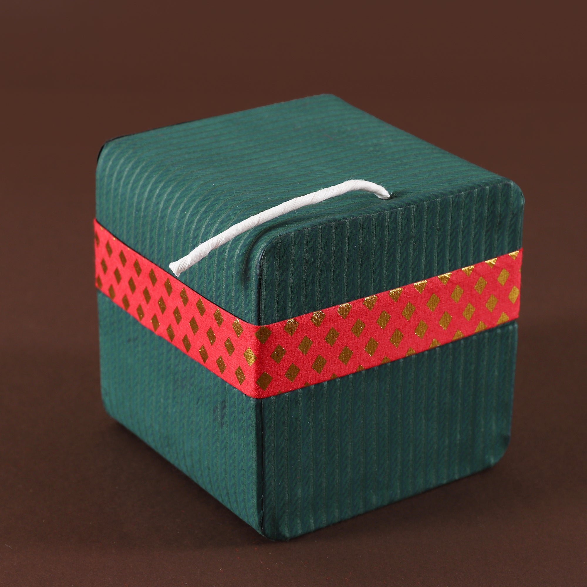 Sutli Bomb Shaped Box