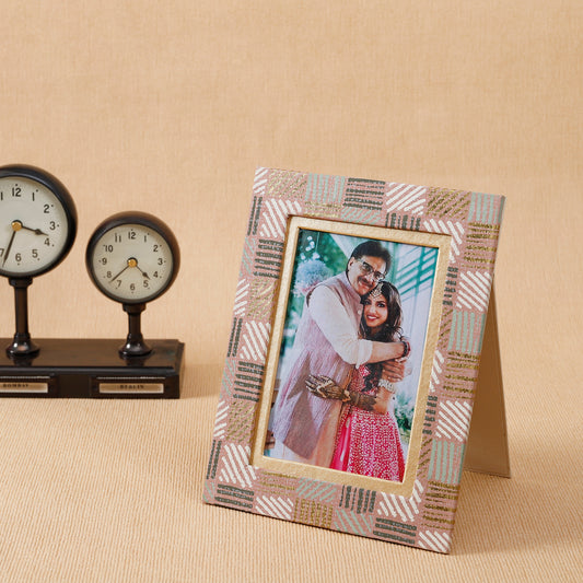 Maati Photo Frame