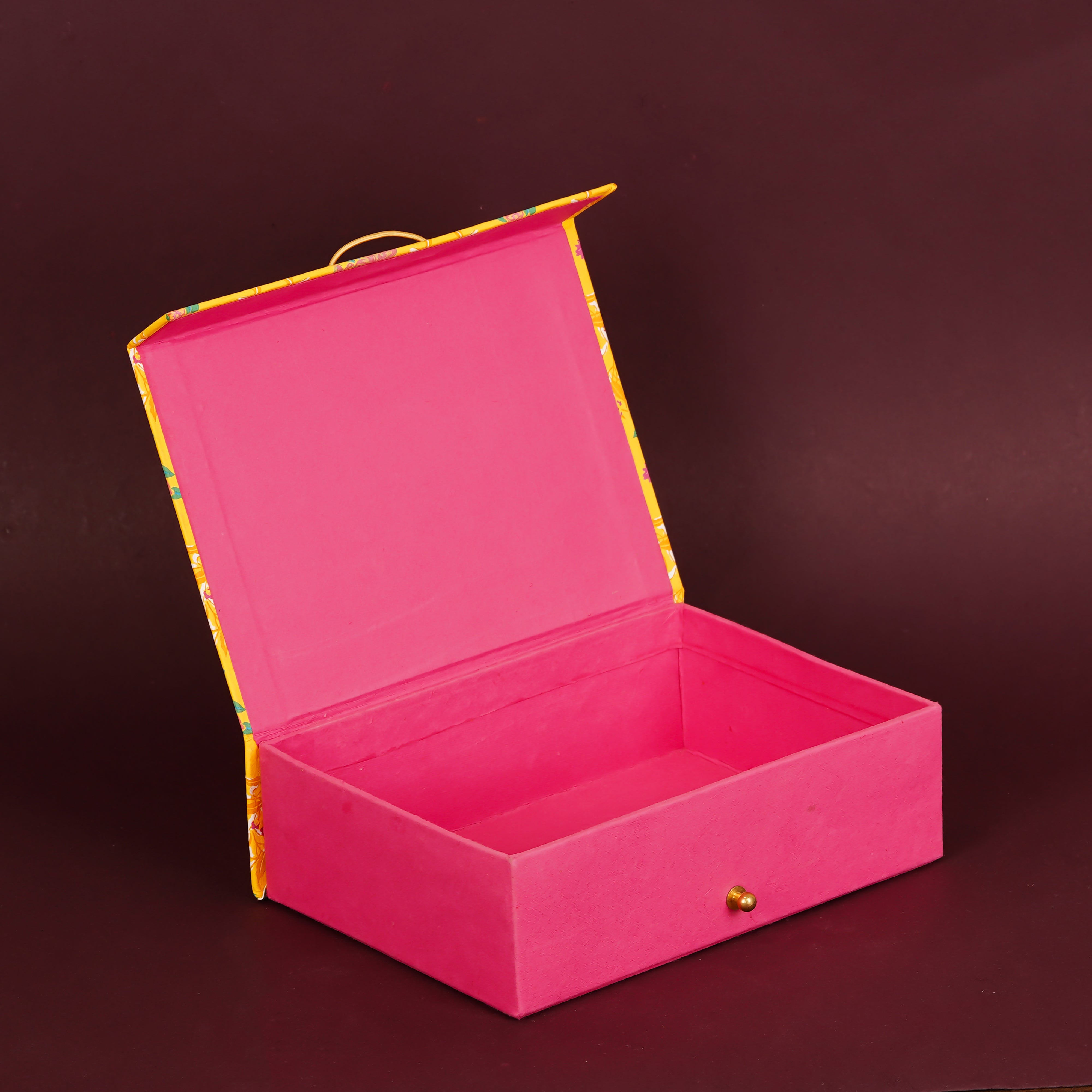 Gul Medium Gift Box