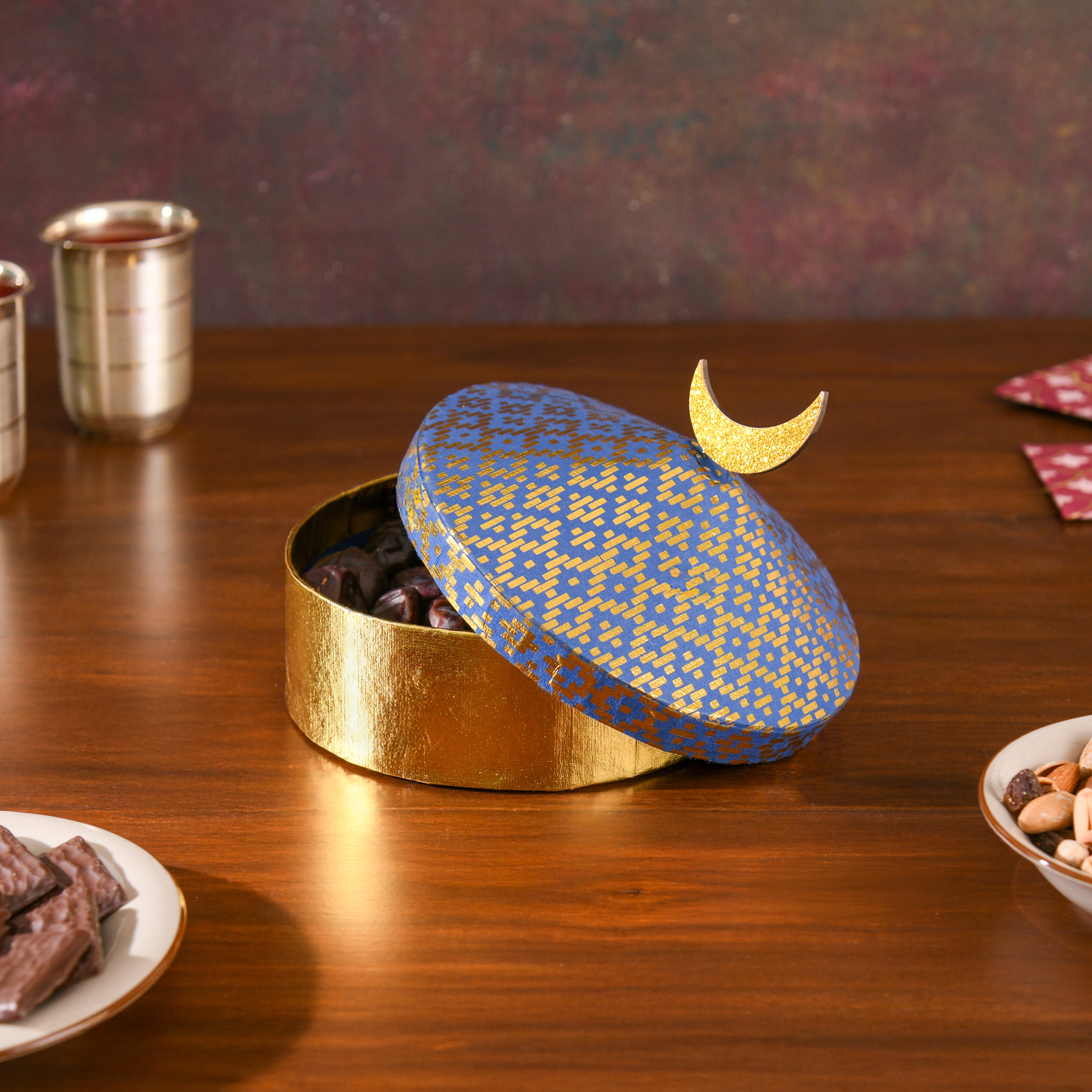 Chand Round Shaped Box