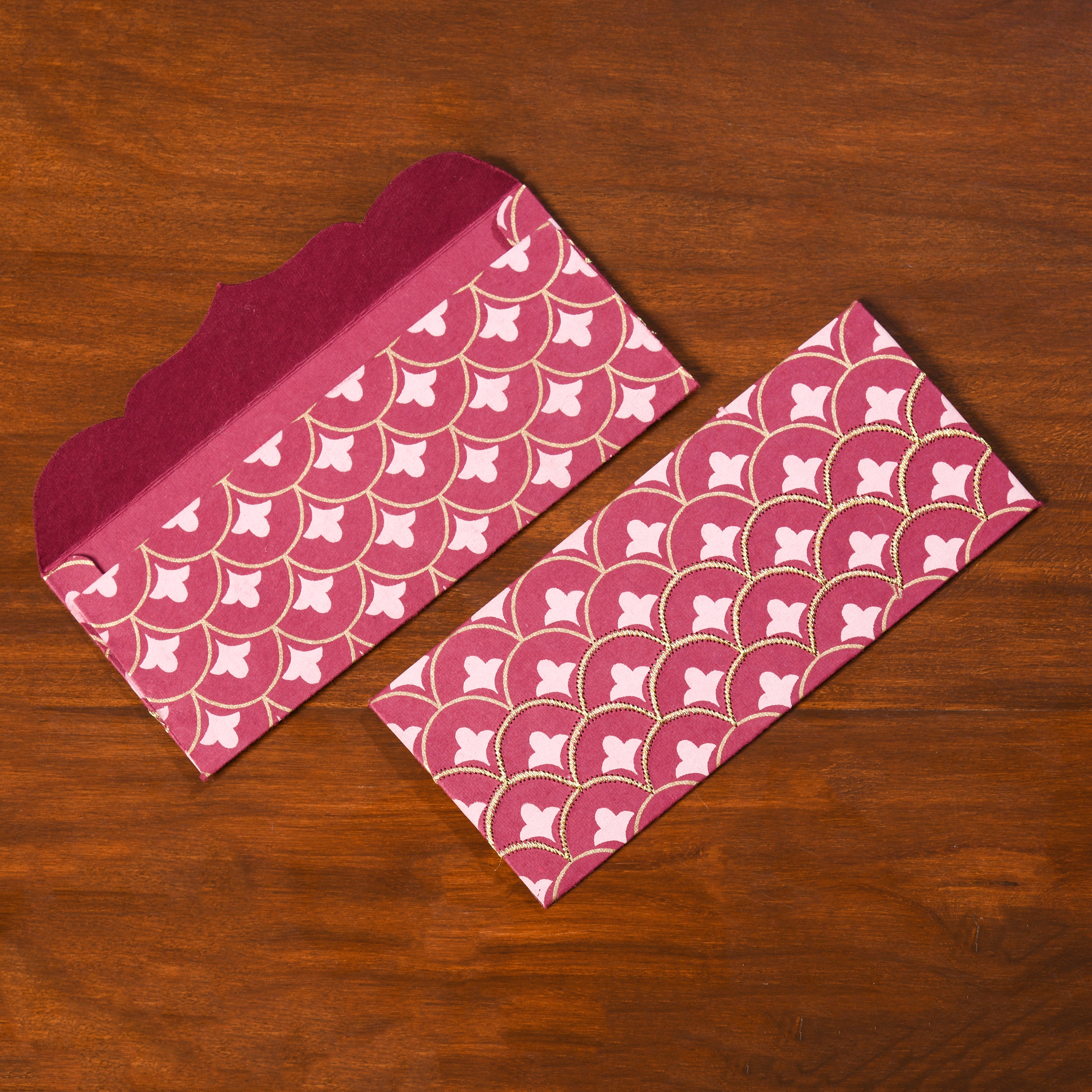Scallop Embroidered Money Envelope (Set of 10)