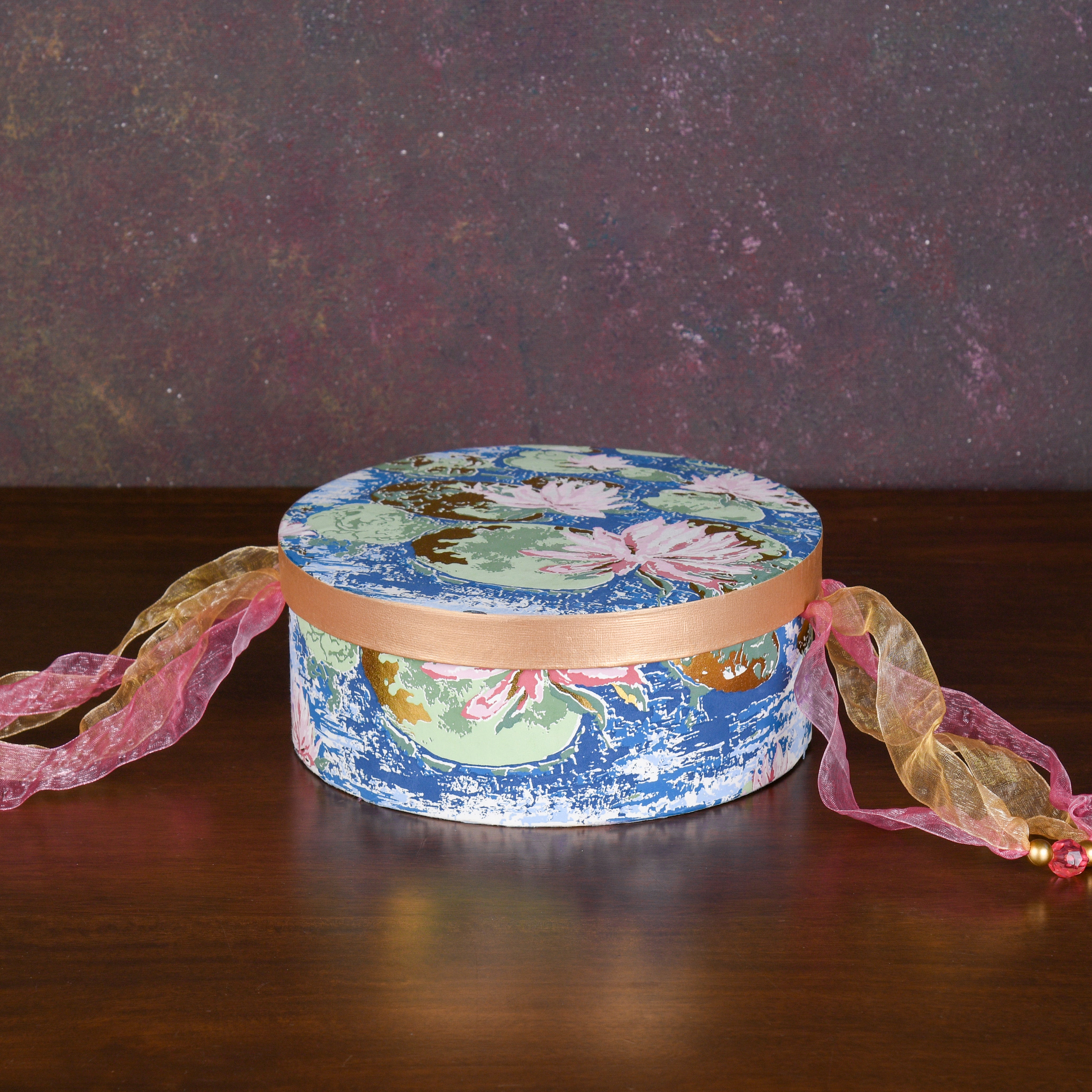Jalaj Round Gift Box