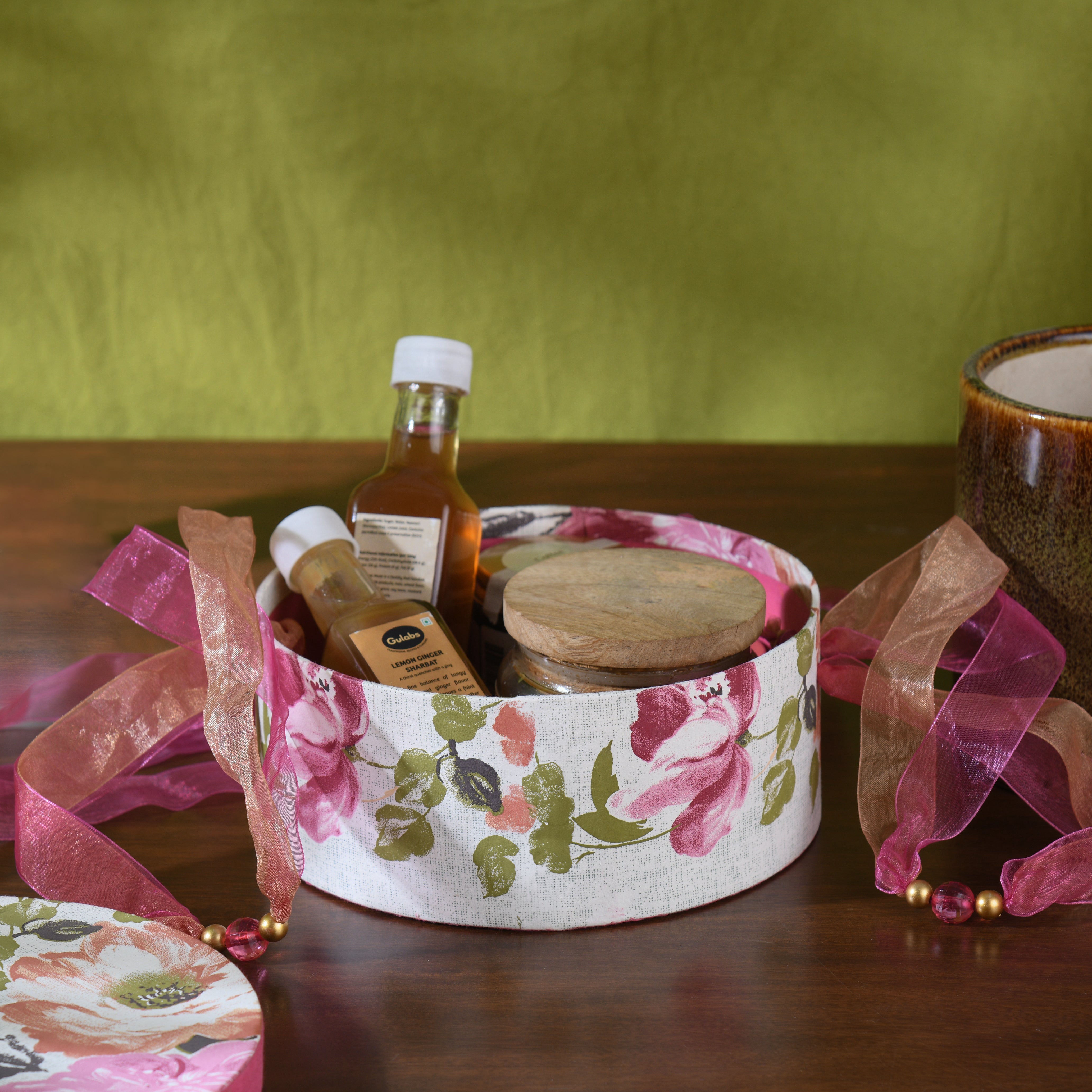 Blossom Round Gift Box