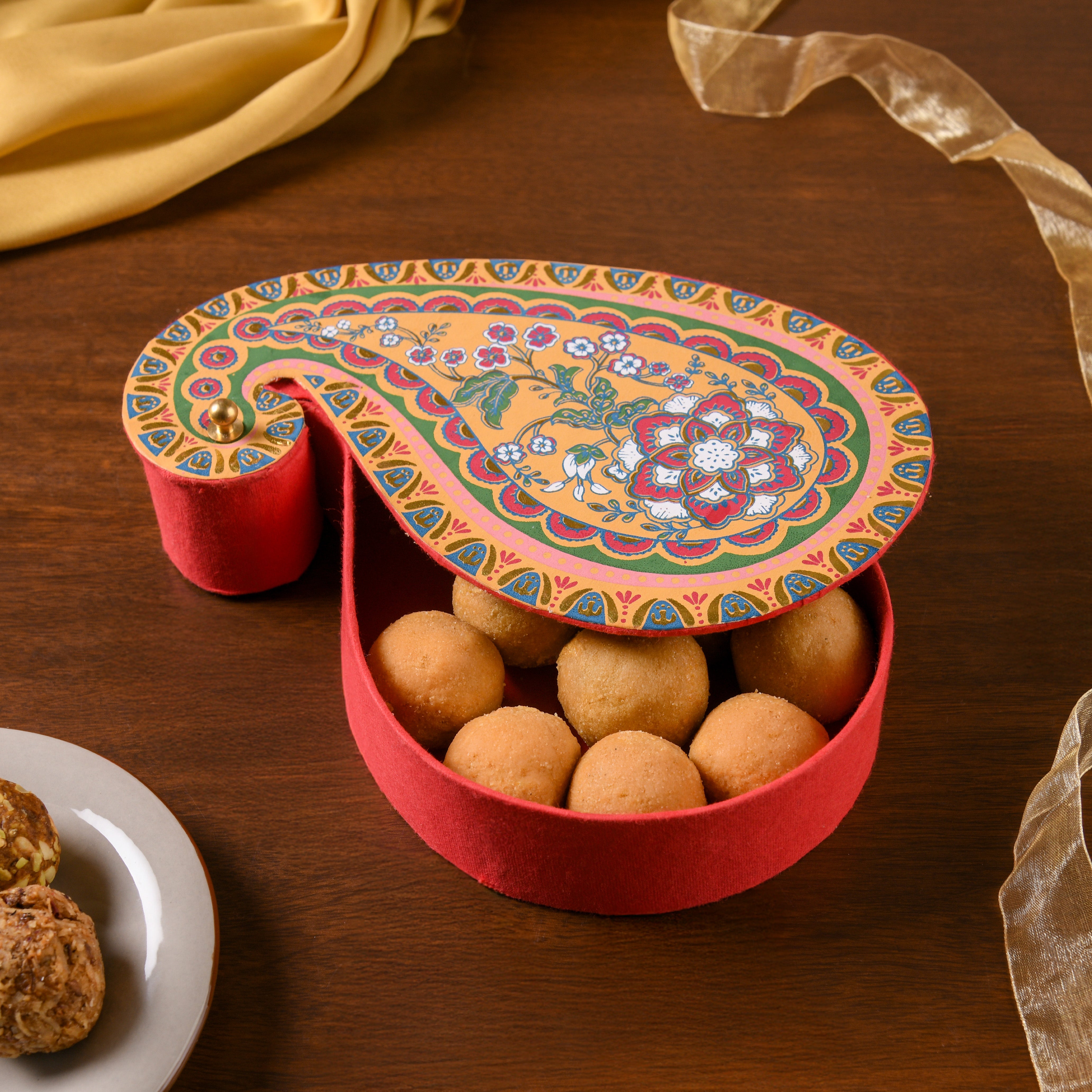 Paisely Shaped Box