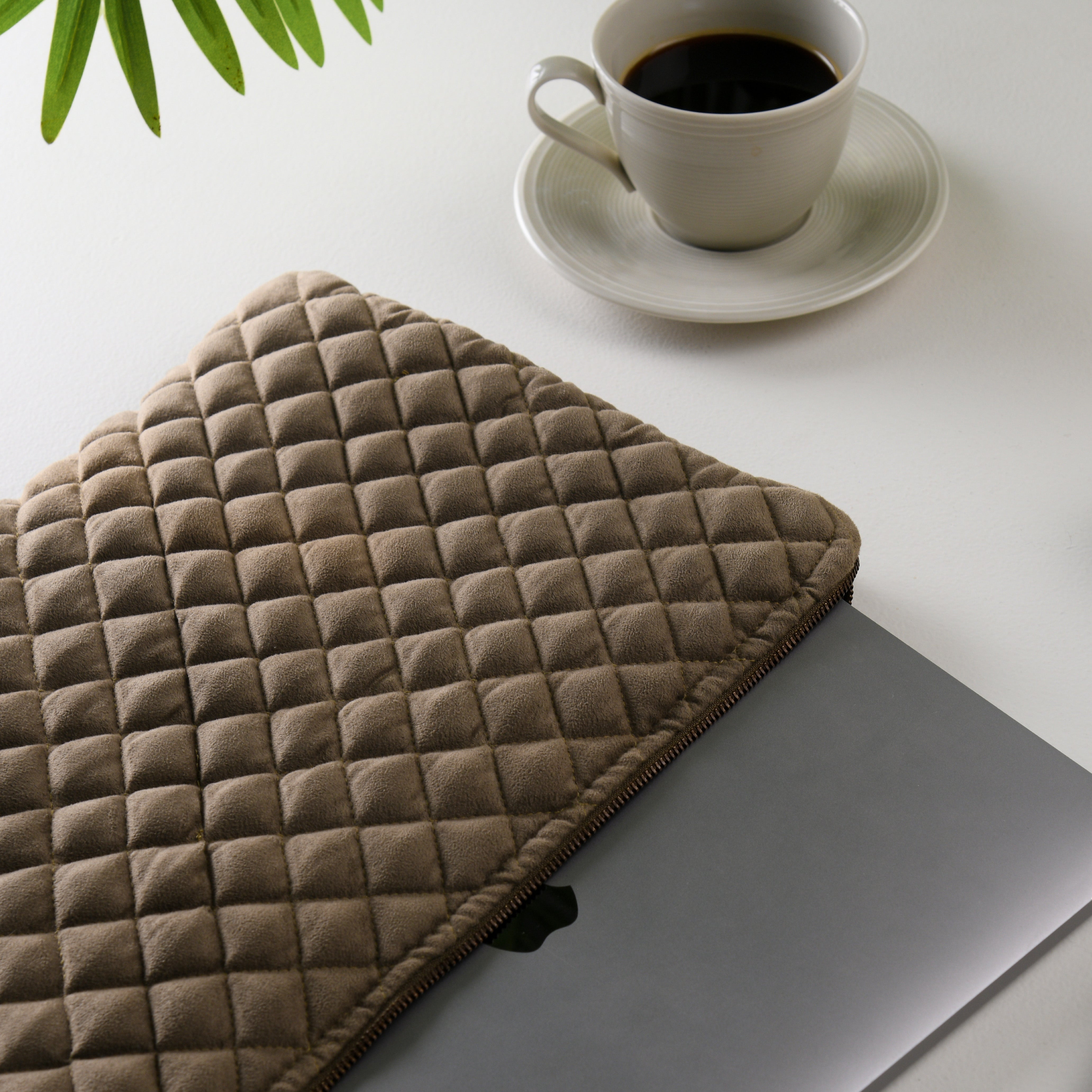 Everyday Duo Christmas Gift Set (Laptop Sleeve & Journal)