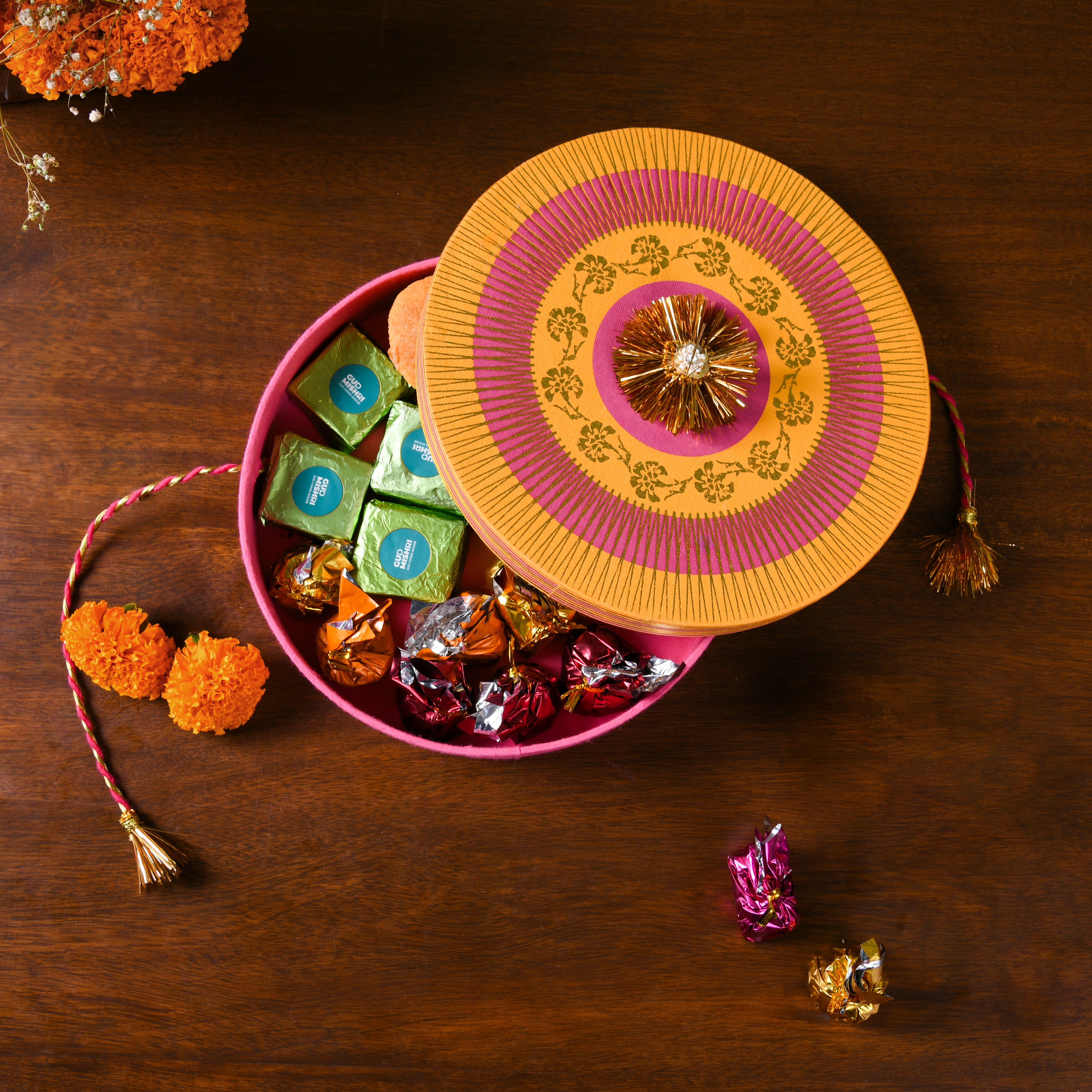 Rakhi Shaped Box