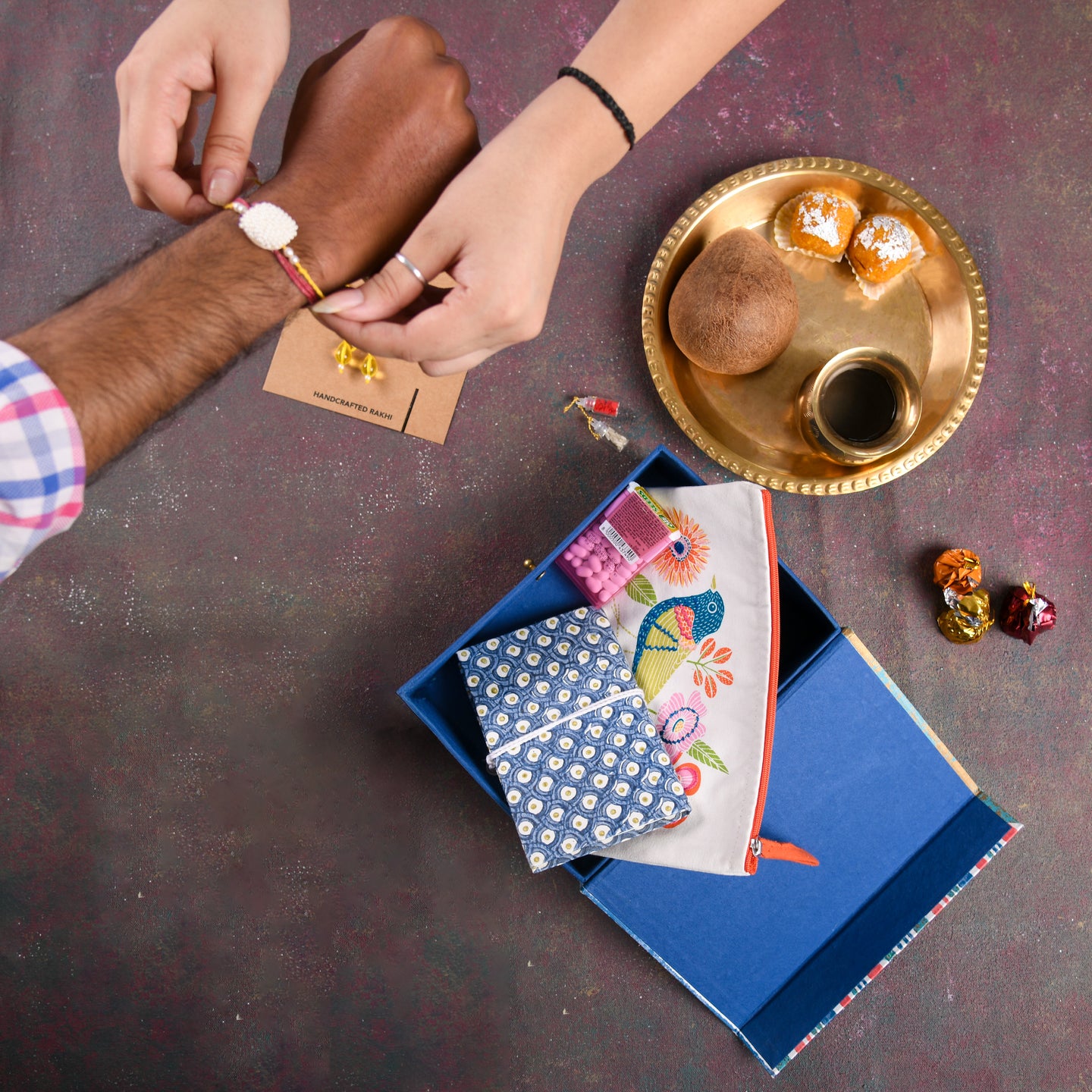 Bhai Bhabhi Gift Box image 3