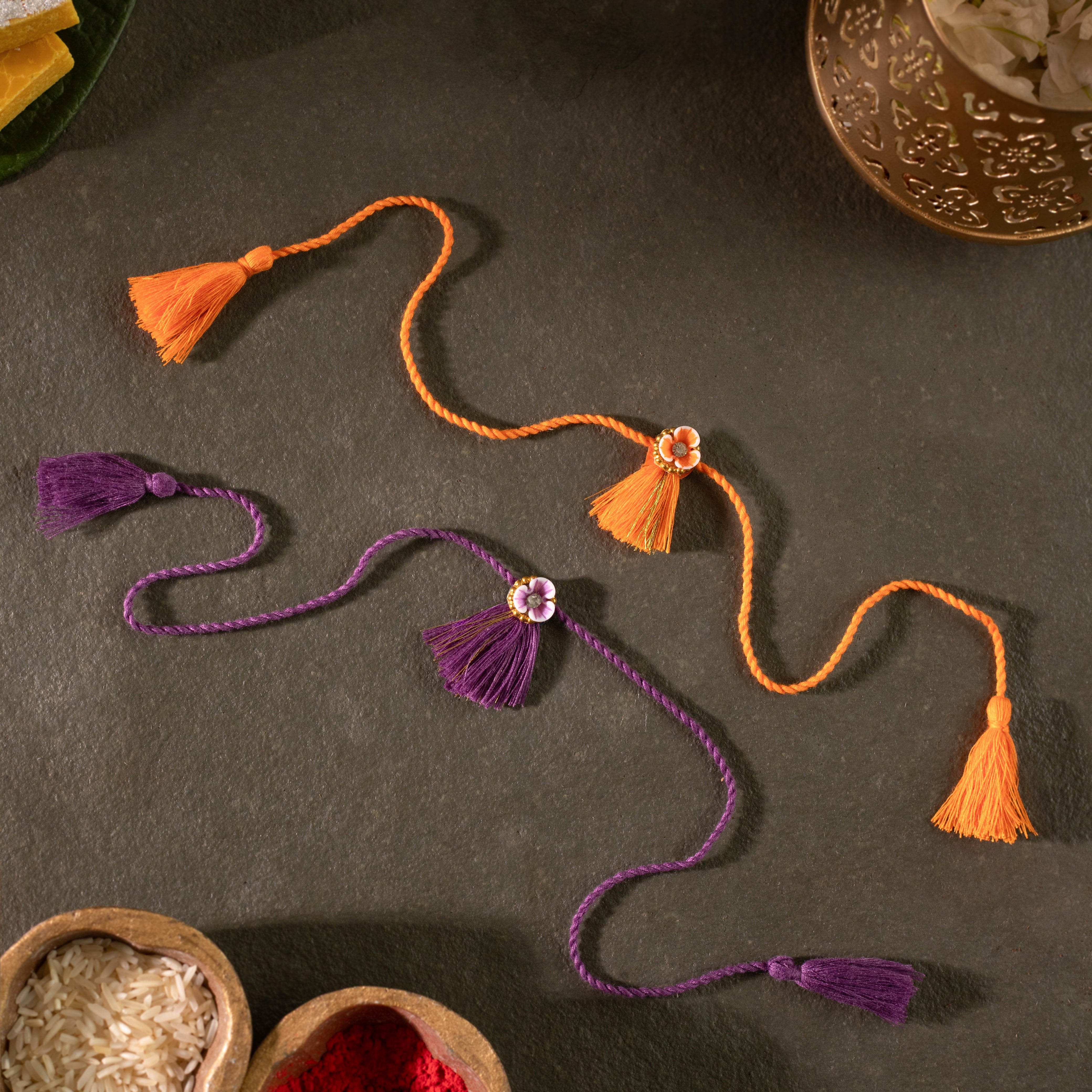 Pushp Rakhi (Set of 2)