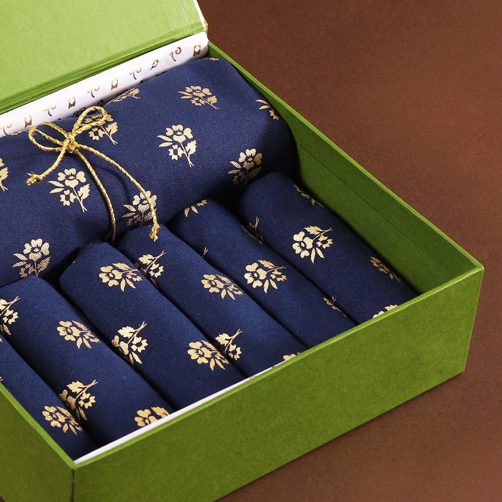 Royal Table Essentials Gift Set
