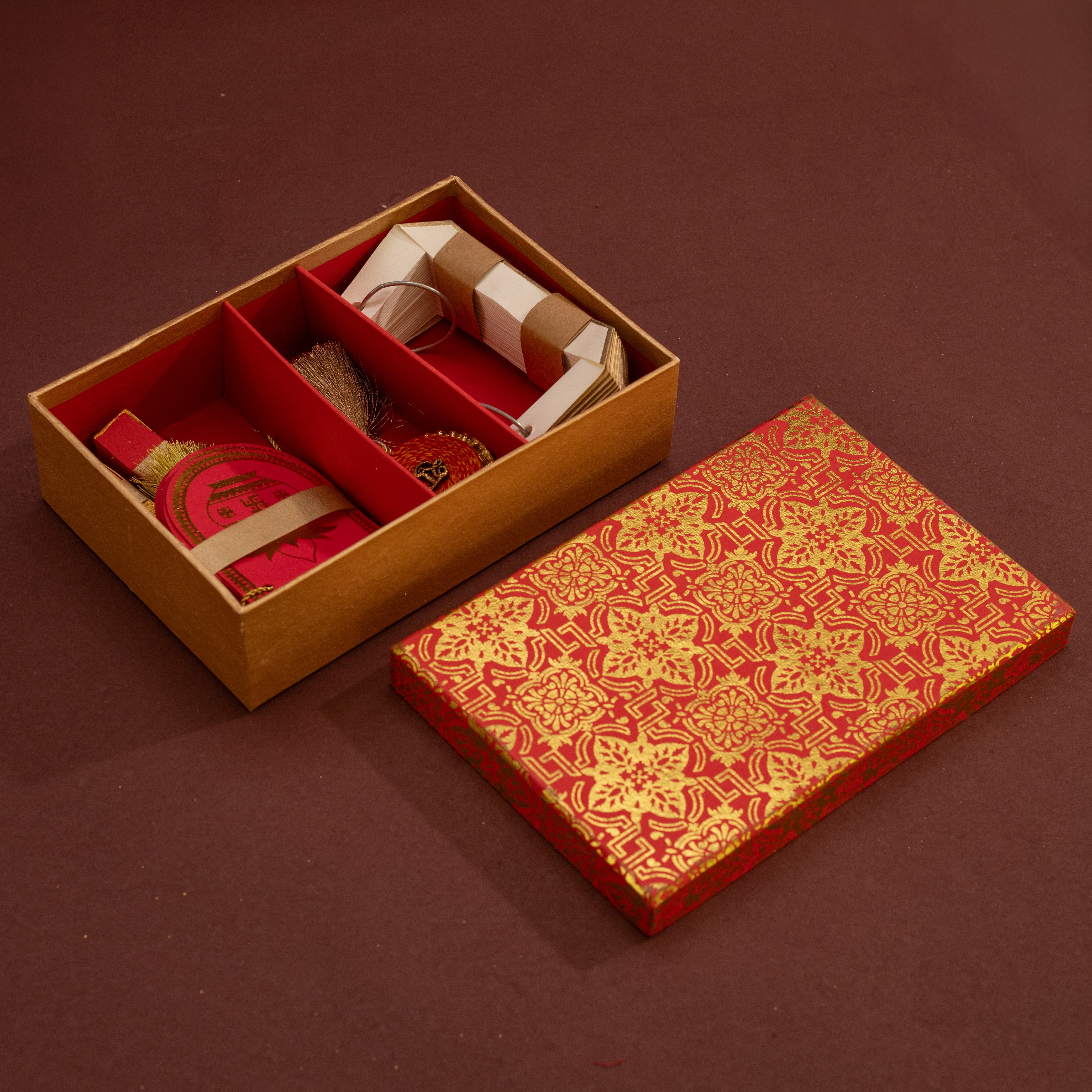 Shubh Deepawali Decor Gift Set