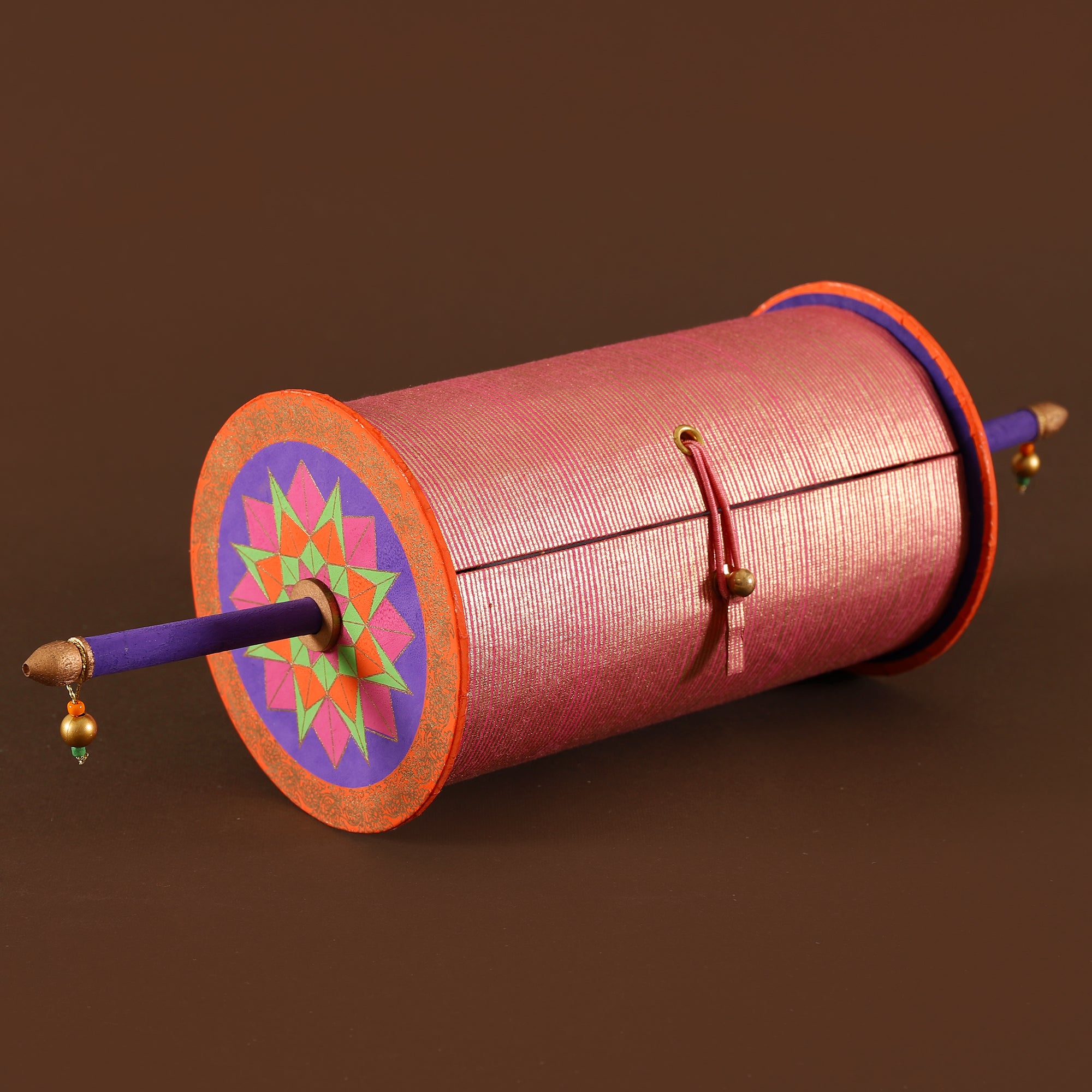 Charkhi Shape Box