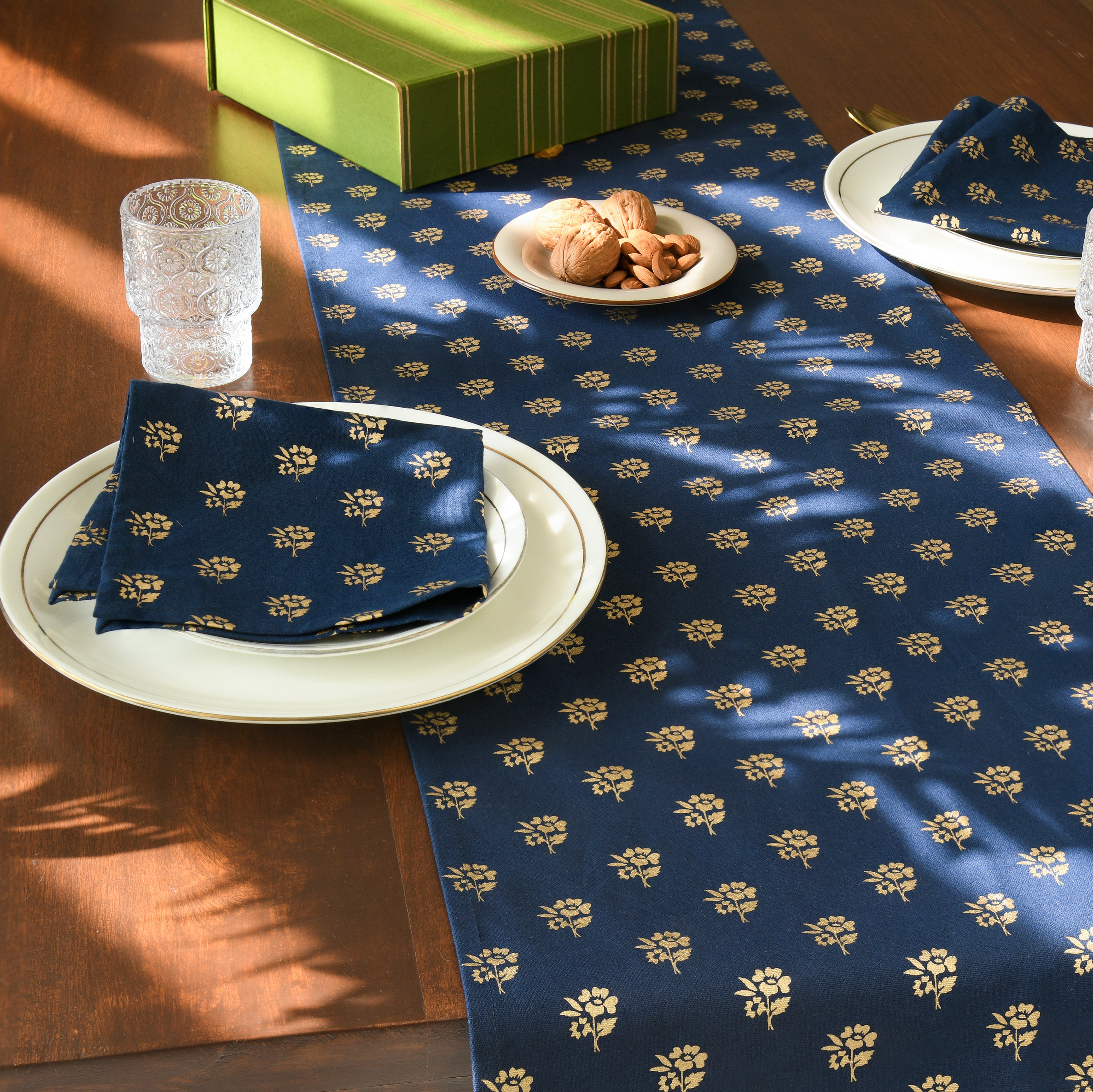 Royal Table Essential GIft Set