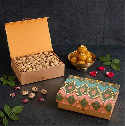Rangrez Medium Gift Box